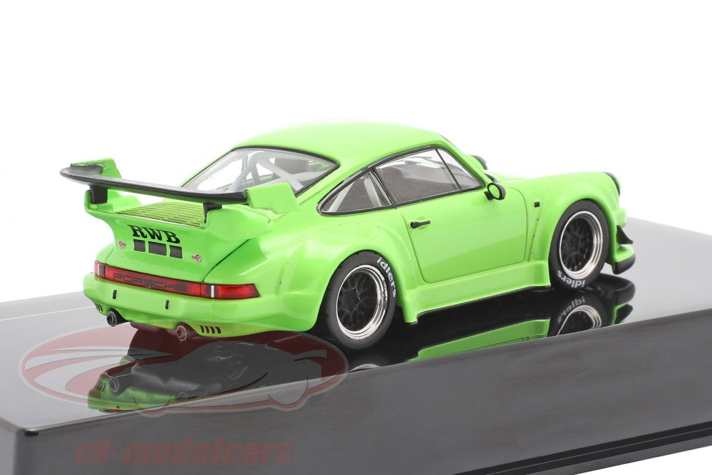 RWB ポルシェ　緑 Green Porsche Ichiraku / 緑のポルシェのイチラク - YouTube