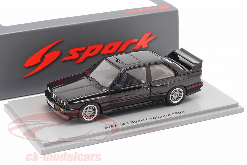 spark-1-43-bmw-m3-sport-evolution-1990-s8001/