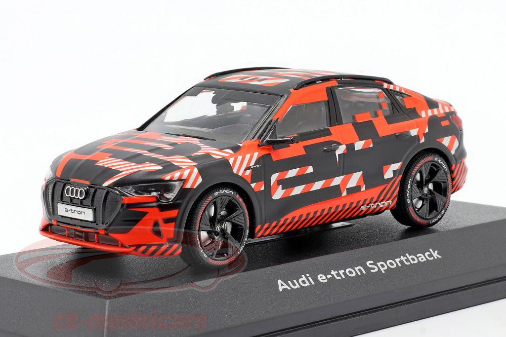iscale-1-43-audi-e-tron-sportback-prototype-black-red-5012020033/