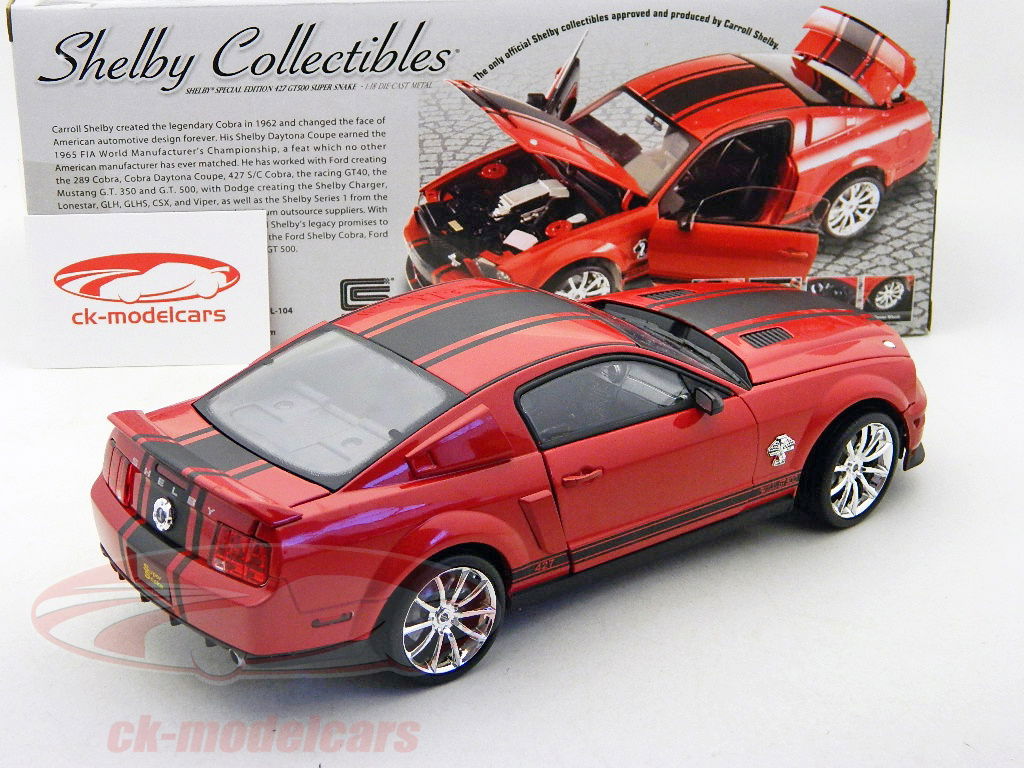 Shelby Collectibles 1:18 Shelby GT500 Super Snake 2008 red
