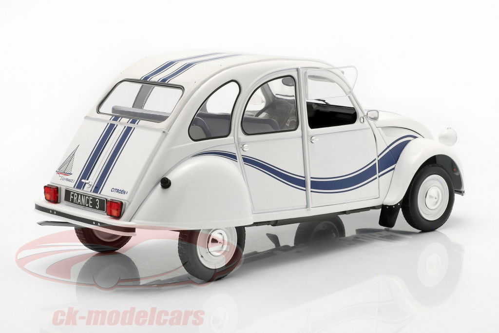 【CITROEN コレクション 1/24】  2CV FRANCE 3 Z-Models 1:12 Citroen 2CV France 3 year 1983 white / blue