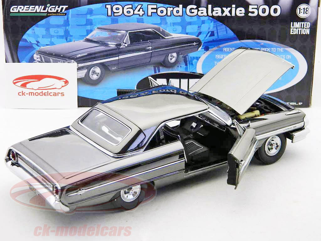 Greenlight 1:18 Ford Galaxie 500 1964 Movie Car Men in Black