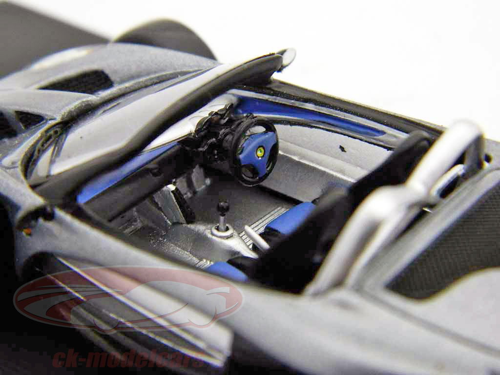 Spark 1:43 Lotus 340 R 2000 silver S1230 model car S1230