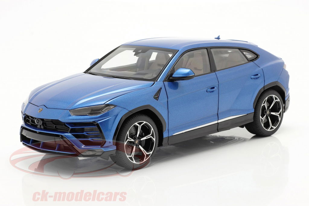 autoart-1-18-lamborghini-urus-baujahr-2018-blau-metallic-79162/
