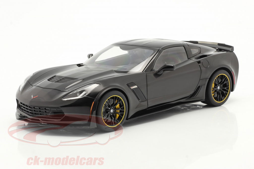 autoart-1-18-chevrolet-corbeta-c7-z06-c7r-edition-2015-brillo-negro-71257/