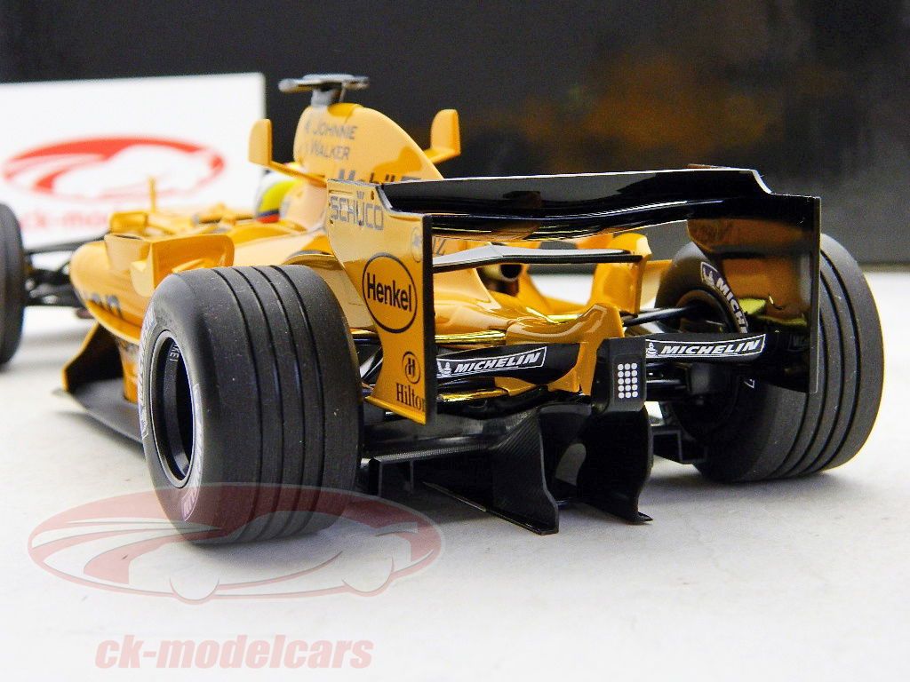 Minichamps 1:18 JPモントーヤマクラーレン·メルセデスMP4-21