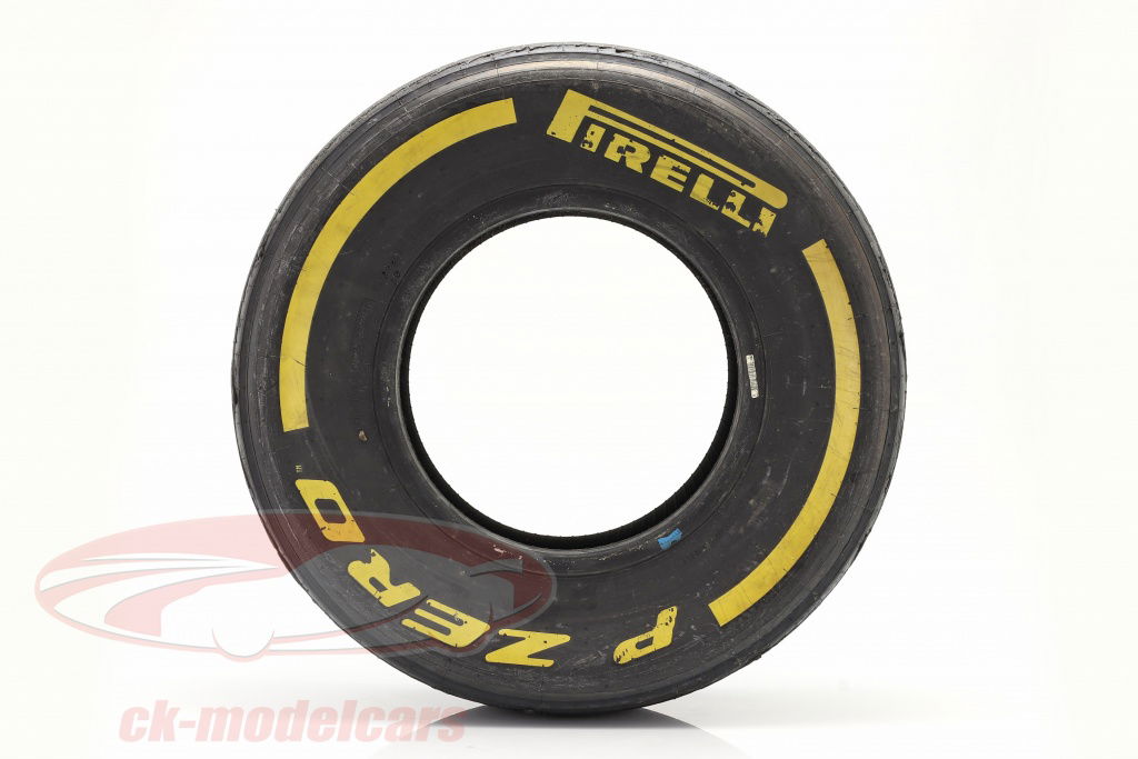 -pirelli-245-660-13-p-zero-ck68846/
