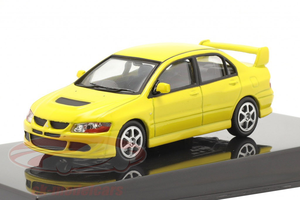 automaxx-1-43-mitsubishi-lancer-evolution-yellow-magranlancer/