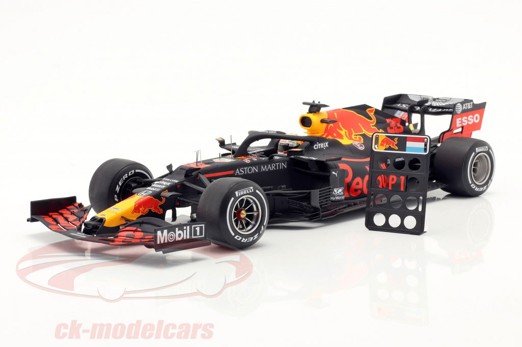 spark-1-18-mverstappen-red-bull-racing-rb16-no33-vinder-70th-anniversary-gp-2020-18s486/