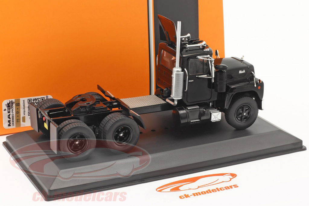 イクソ ixo MODELS 1/43 TRUCK series-F Ixo 1:43 Mack Serie F Truck year of construction 1977 brown