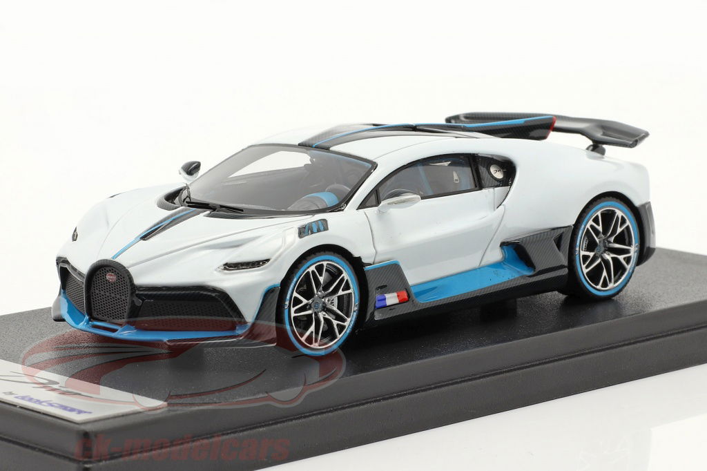 looksmart-1-43-bugatti-divo-ano-de-construcao-2018-quartzo-branco-ls497b/