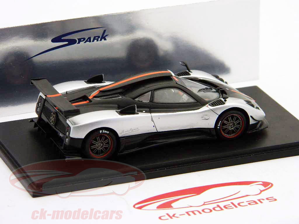 Spark 1:43 Pagani Zonda Cinque 2008 black silver CK999872