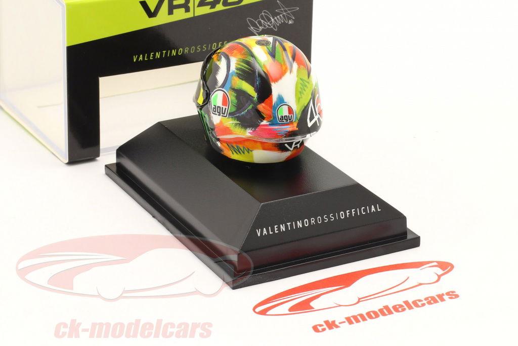 Minichamps 1:8 Valentino Rossi Winter Test MotoGP 2019 AGV