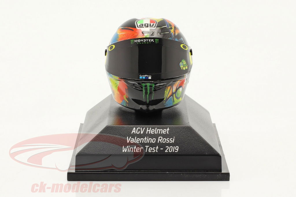Minichamps 1:8 Valentino Rossi Winter Test MotoGP 2019 AGV