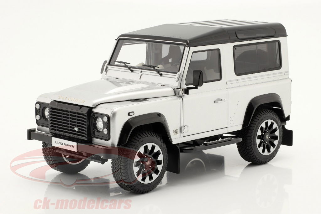 lcd-models-1-18-land-rover-defender-90-works-v8-bygger-2018-slv-lcd18007-sl/