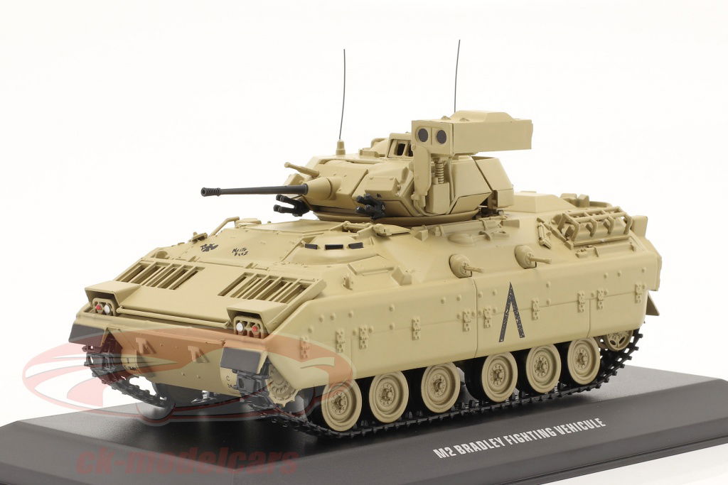 solido-1-48-m2-bradley-s4800403/