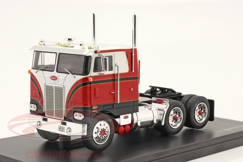 ixo-1-43-peterbilt-352-pacemaker-ano-de-construcao-1979-vermelho-branco-tr097/