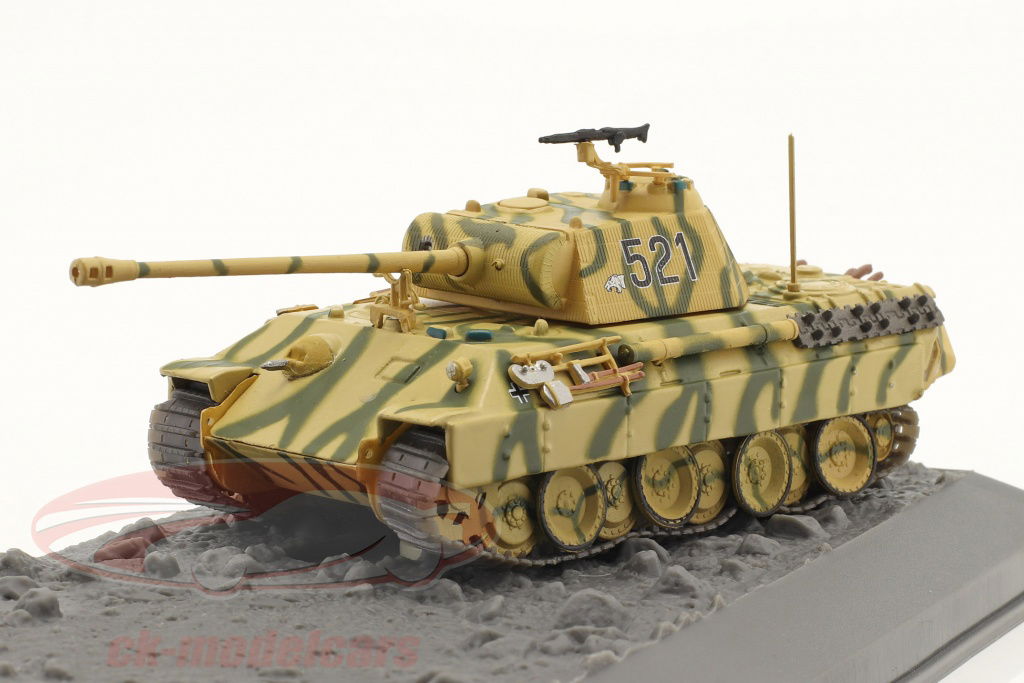 hachette-1-72-char-v-panther-version-d-avec-plaque-de-base-diorama-kursk-1943-ck74113/