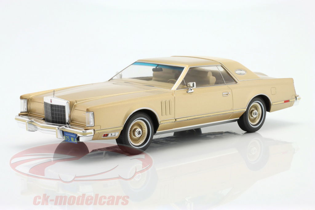 modelcargroup-1-18-lincoln-continental-mark-v-baujahr-1977-gold-metallic-modelcar-group-mcg18216/