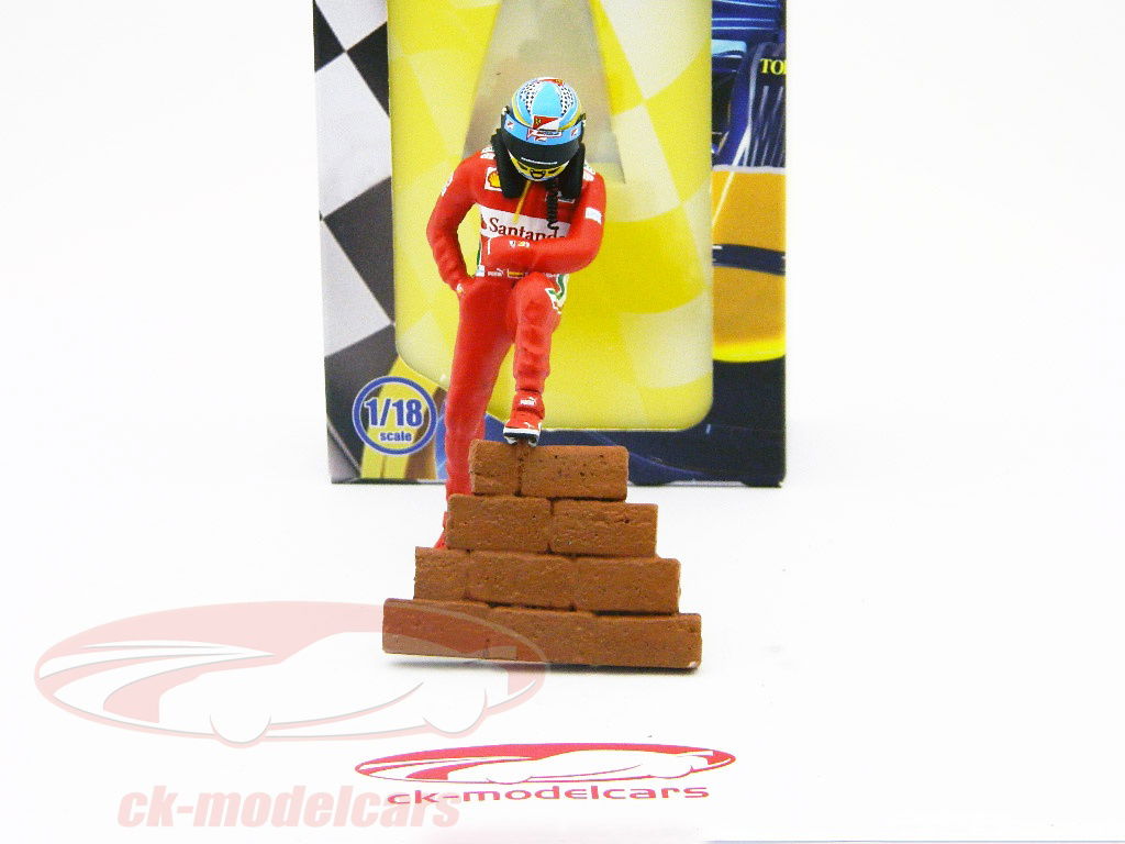 topmodelcollection-1-18-fernando-alonso-driver-figure-formula-one-2012-standing-ed3-topmo-d-72b/