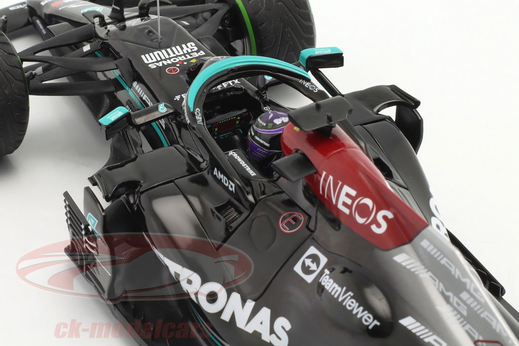 ミニチャンプス 1/18 メルセデスAMG W12ハミルトン w/100勝ボード MINICHAMPS 1/18 Benz AMG F1 W12 2021 #44 Hamilton Brazil