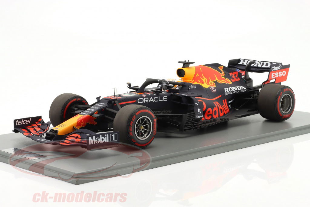 spark-1-12-max-verstappen-red-bull-rb16b-no33-sieger-abu-dhabi-formel-1-weltmeister-2021-12s032/