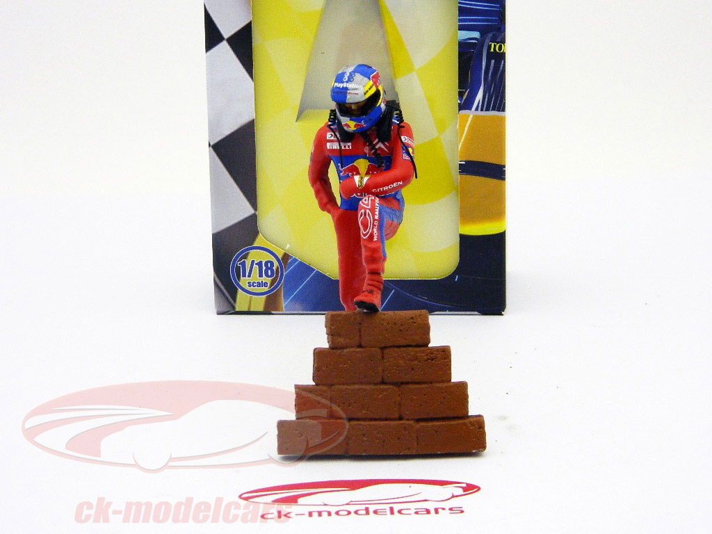 topmodelcollection-1-18-sebastien-loeb-driver-figure-wrc-2009-standing-ed-3-topmo-d-75b/