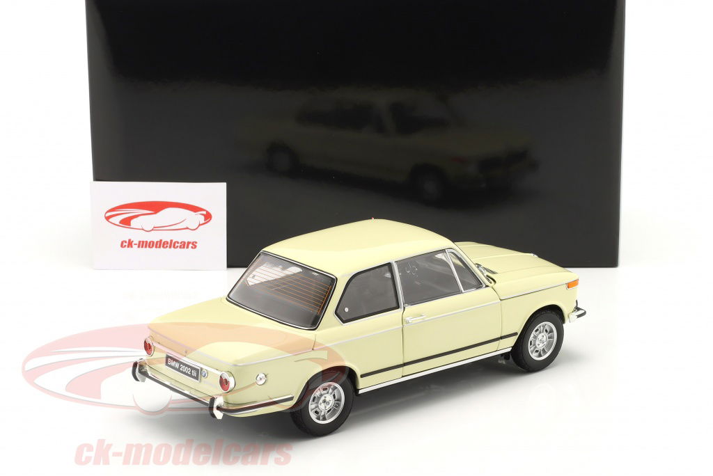 Kyosho 1:18 BMW 2002 tii year 1972 light beige 08543ML model