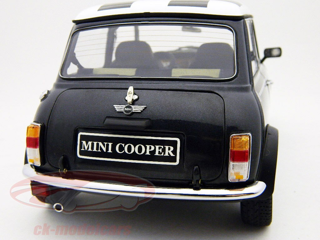 premium-classixxs-1-12-mini-cooper-12-checkered-flag-10355/