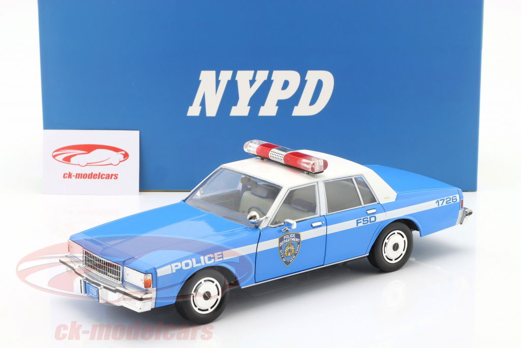 3D 立体的　NYPD クリスタルニューヨーク市警察 クリスタル　製　記念品 3D 立体的 NYPD クリスタルニューヨーク市警察 クリスタル 製