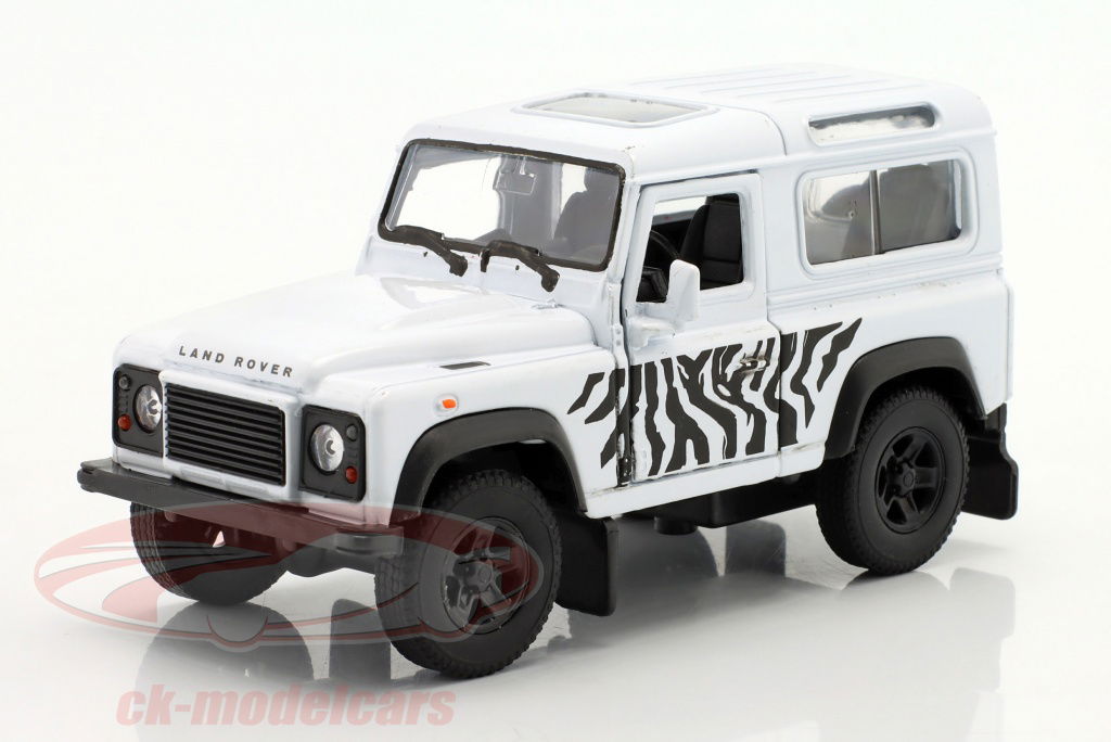 set-bestil-landy-forever-land-rover-defender-hvid-sort-1-38-welly-978-3-667-11727-4/