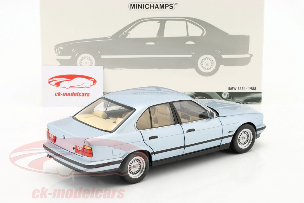 【新品・未開封】MINICHAMPS BMW 535i 1988 1:18 Minichamps 1:18 scale BMW 535i Sedan(E34) 1988(Light Blue