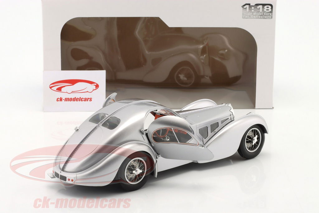 Solido 1:18 Bugatti Type 57 SC Atlantic year 1937 silver