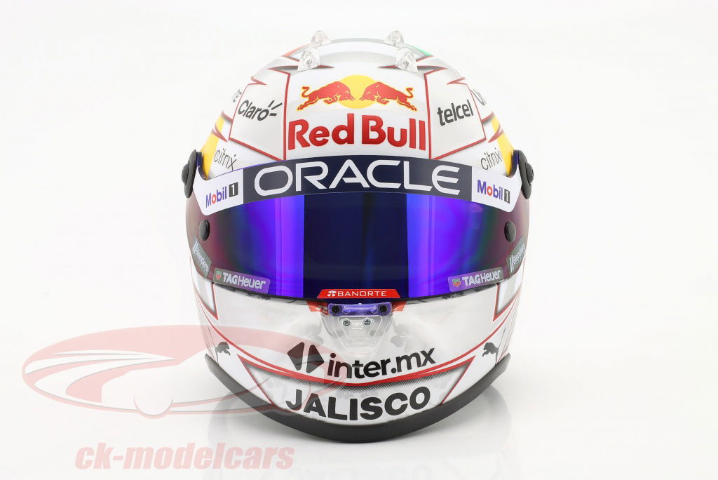 schuberth-1-2-sergio-perez-red-bull-racing-no11-2do-japon-gp-formula-1-2022-m-161922/