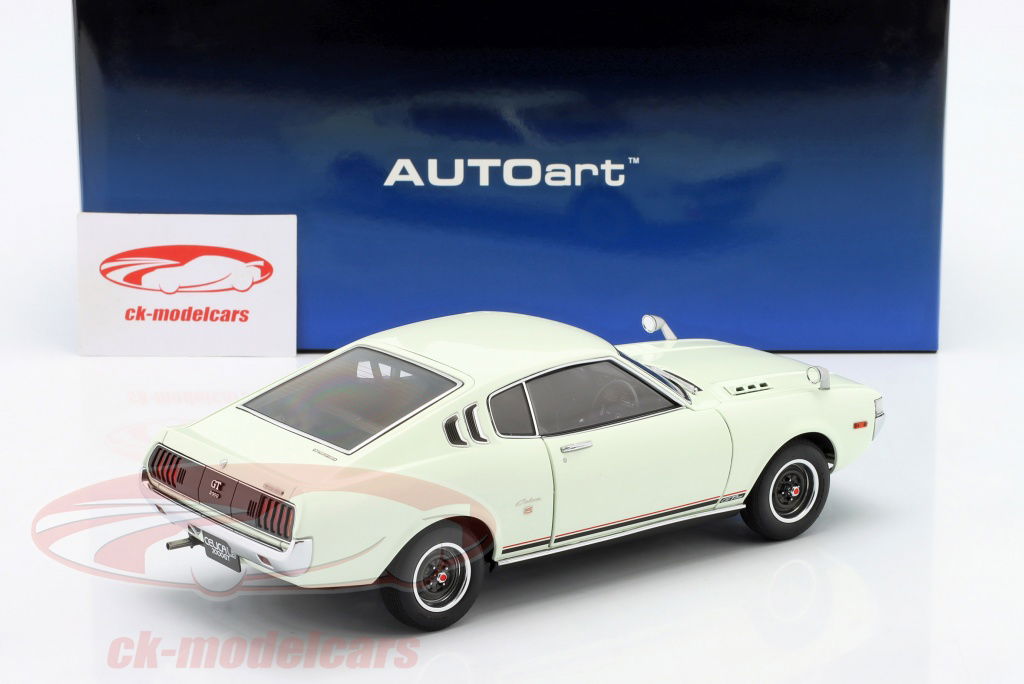 AUTOart 1:18 Toyota Celica Liftback 2000GT (RA25) year 1973