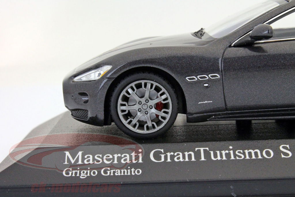 Minichamps 1:43 Maserati Gran Turismo 2008 grey metallic