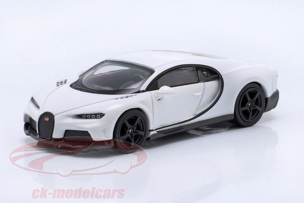 true-scale-1-64-bugatti-chiron-super-sport-lhd-branco-mgt00440l/