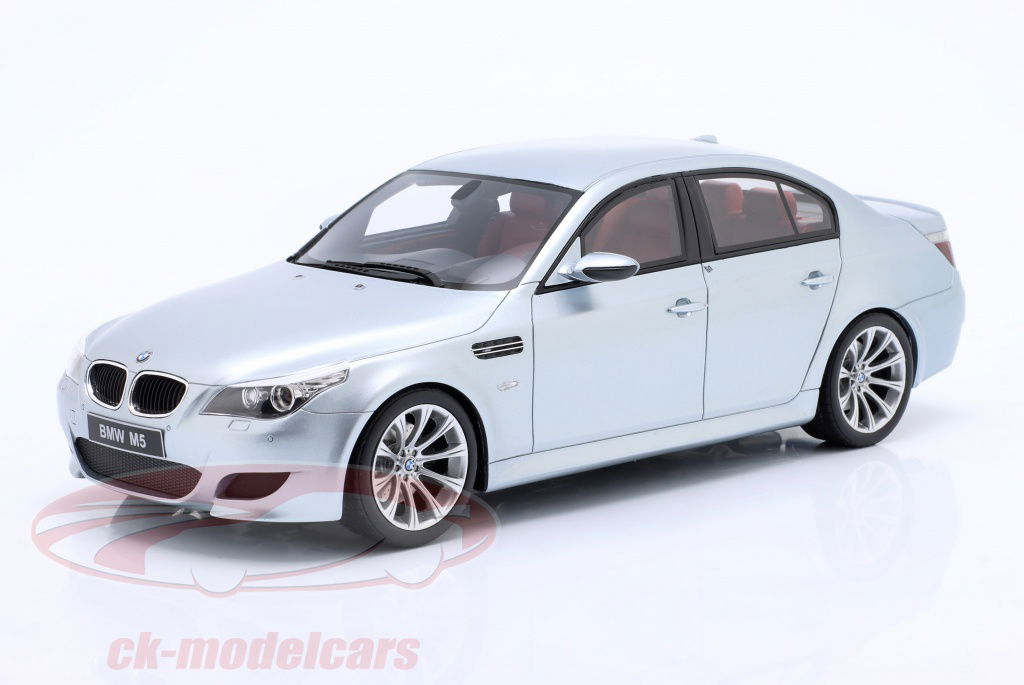 ottomobile-1-18-bmw-5-series-m5-phase-2-e60-year-2008-silver-ot426/