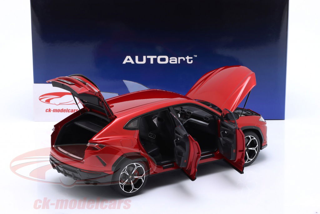 AUTOart 1:18 Lamborghini Urus Année de construction 2018 rouge