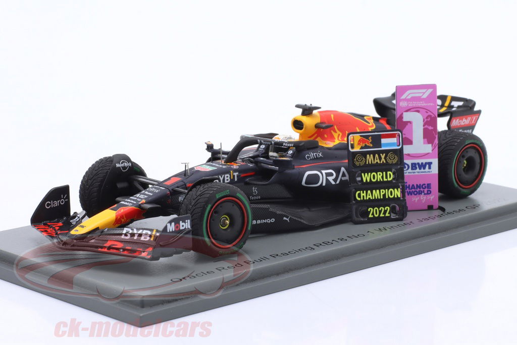 spark-1-43-m-verstappen-red-bull-rb18-no1-sieger-japan-gp-formula-1-world-champion-2022-s8551/