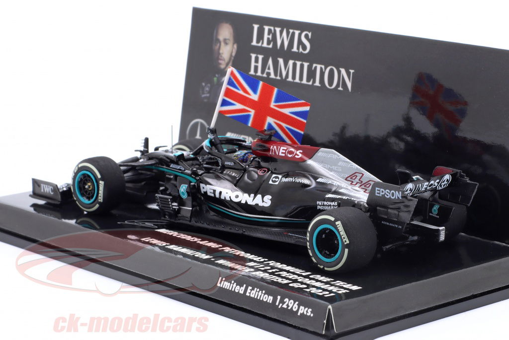 メルセデスAMG F1 W12 1/43 スケール 1/43 BBurago 2021 Mercedes-AMG F1 W12 E Performance Valtteri