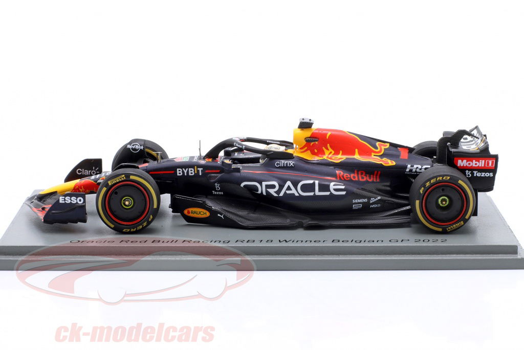 Spark 1:43 M. Verstappen Red Bull RB18 #1 Winner Belgium GP