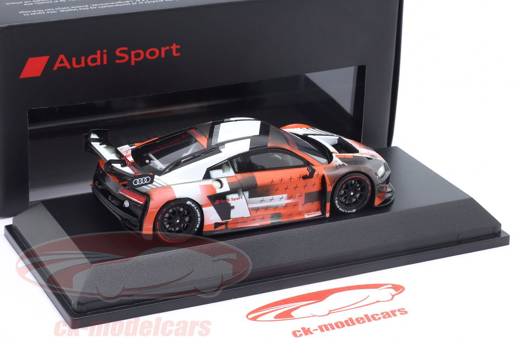 Spark 1/43 アウディ R8 LMS GT3 Spark 1:43 Audi R8 LMS GT3 Evo 2 Presentation car 5022200231