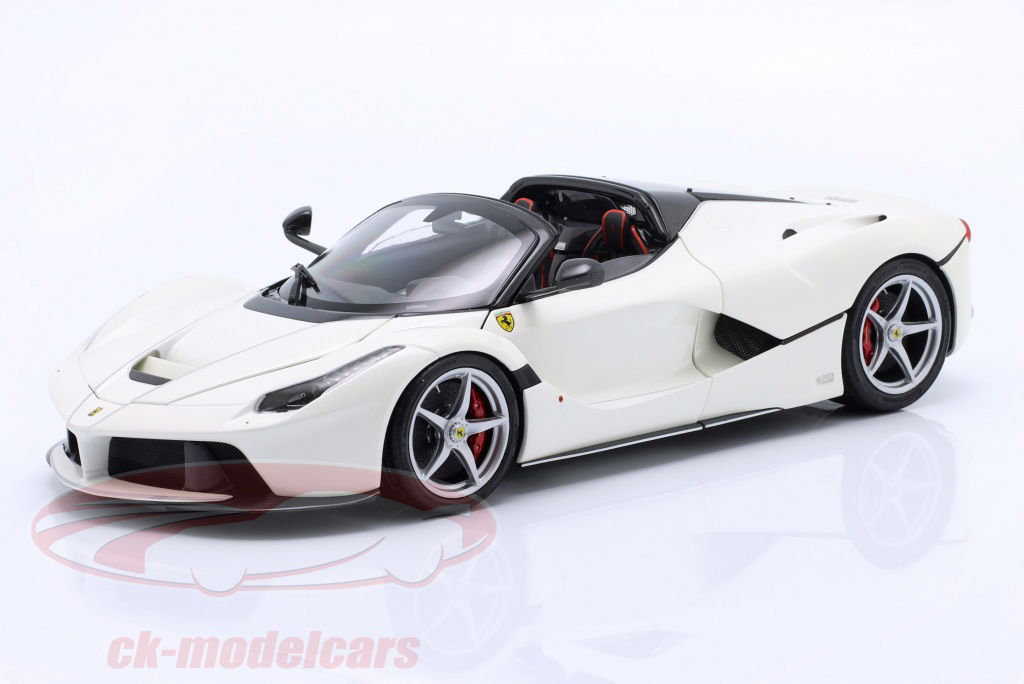 bbr-models-1-18-ferrari-laferrari-aperta-2016-italia-bbr182233/