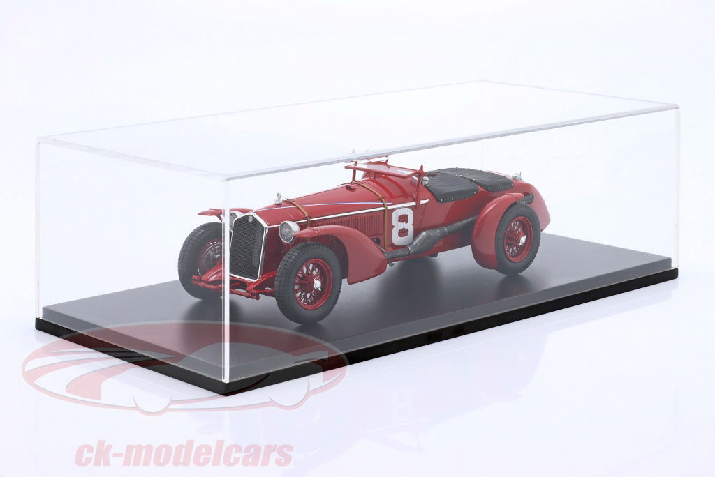 Spark 1:18 Alfa Romeo 8C #8 winner 24h LeMans 1932 Sommer