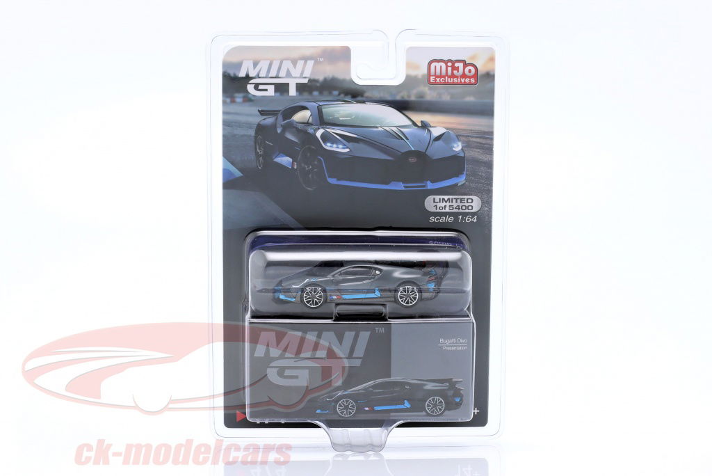 true-scale-1-64-bugatti-divo-construction-year-2018-black-blue-mgt00474-mj/