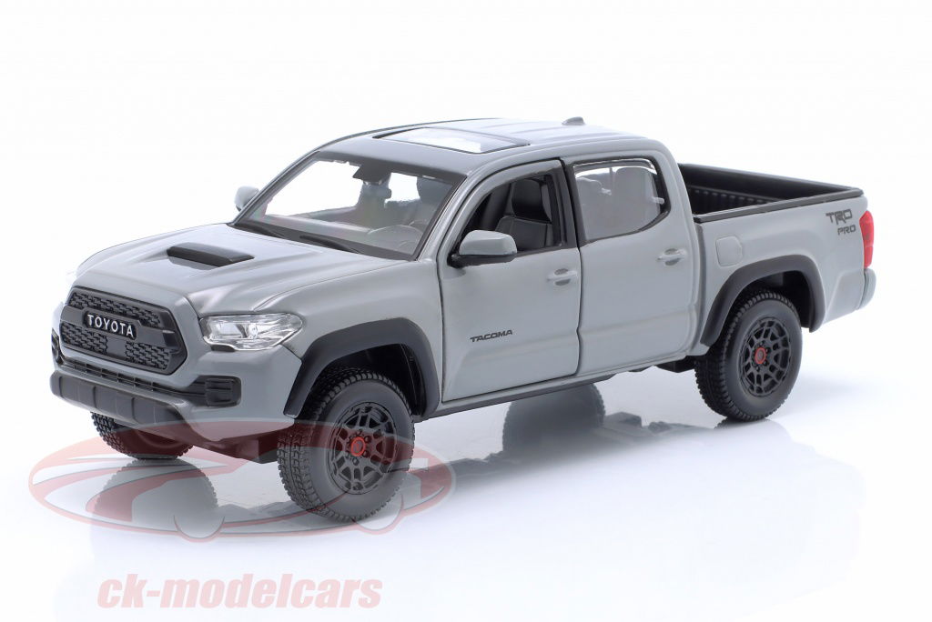 maisto-1-24-toyota-tacoma-trd-pro-bouwjaar-2023-grijs-32910/