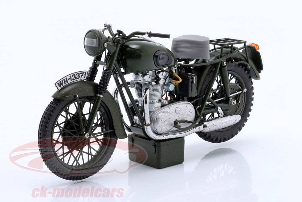corgi-1-12-triumph-tr6-baujahr-1962-film-the-great-escape-steve-mcqueen-cc08501/
