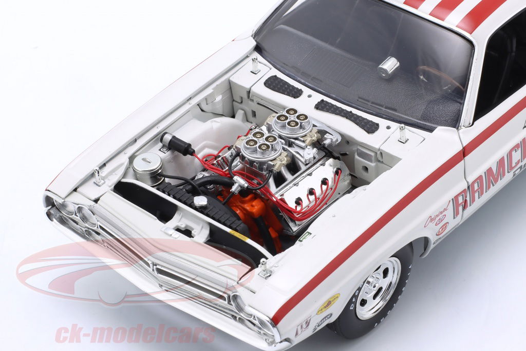 ミニカー　1/18 ダッジ チャレンジャー 1971 Pro Stock - Ramchargers [A1806024] s-l400.jpg