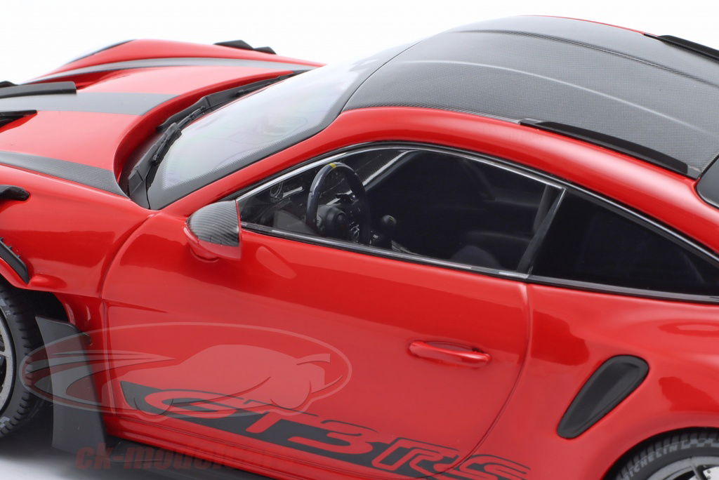 Minichamps 1:18 Porsche 911 (992) GT3 RS year 2023 red
